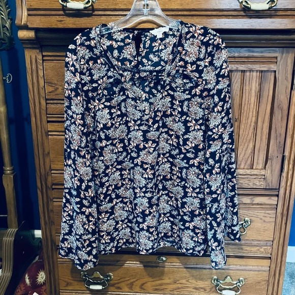 Anthropologie Tops - Anthropologie Entro Blue Floral Boho Bell Sleeve Top Size S